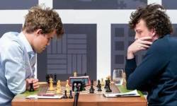 Carlsen: ‘Niemann gần đây gian lận nhiều hơn’