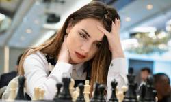 Chặng đường nữ kỳ thủ 20 tuổi làm nên lịch sử